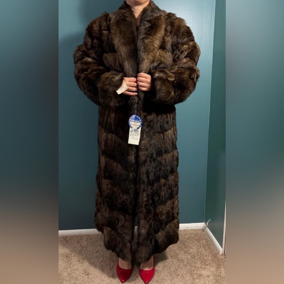 Vintage Real Opossum Fur CoatFull LengthBrownUS 14–16